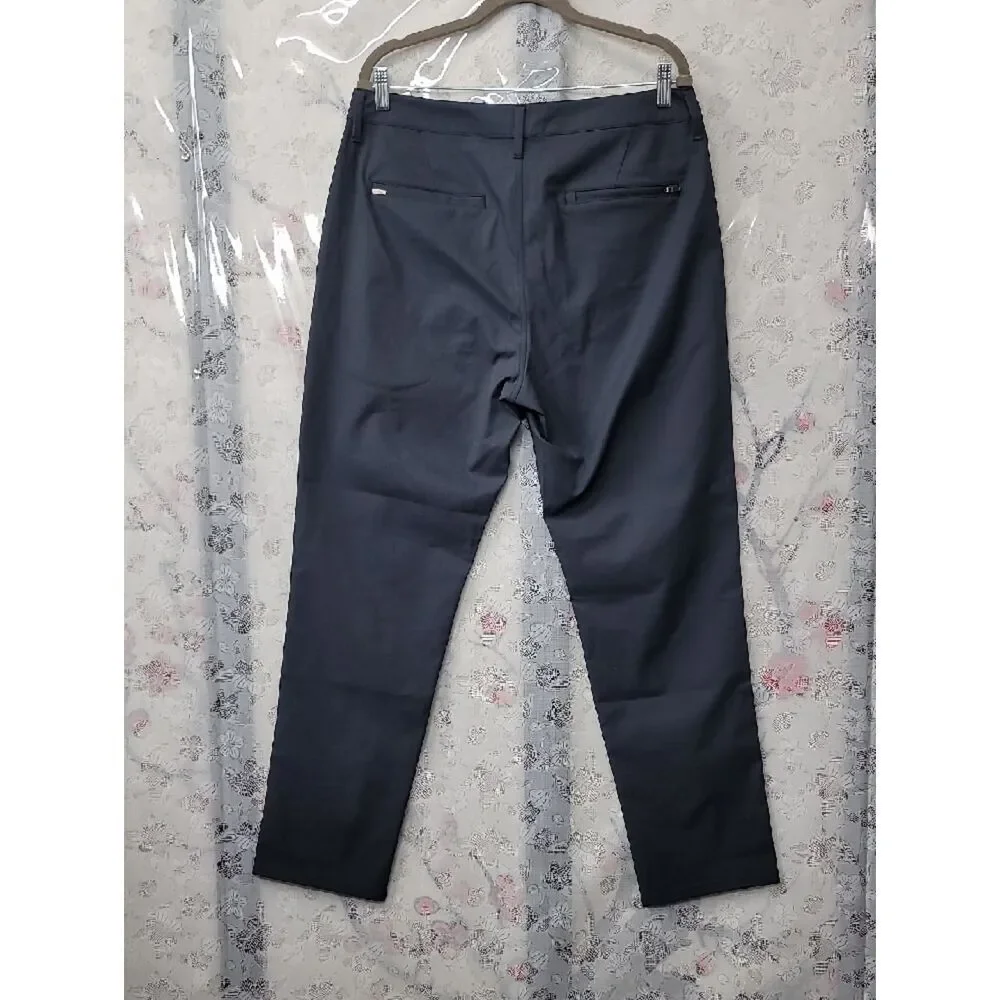 Vuori NWT Cascade Tech Chino Pant Size 33